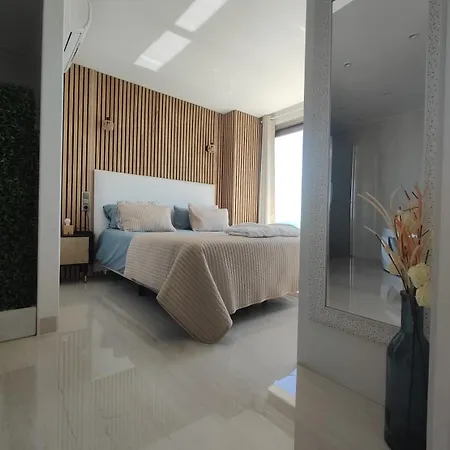Delfin Apartment *